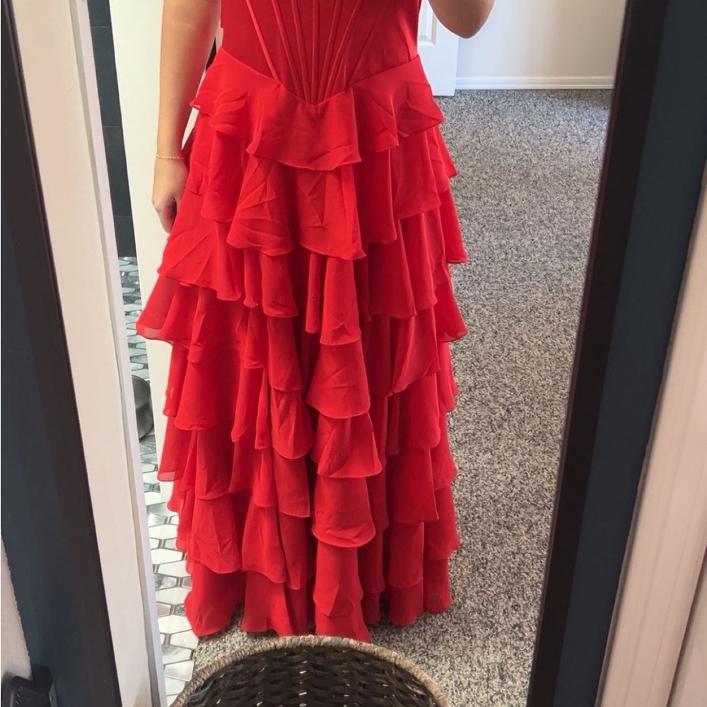NEW - TAGS ON Chic Scarlet Layered Prom Dress